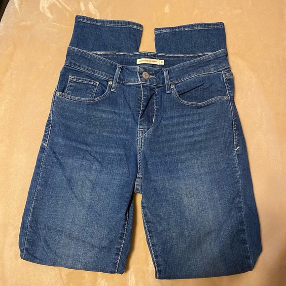 Levi’s Skinny Jeans - Picture 2 of 5